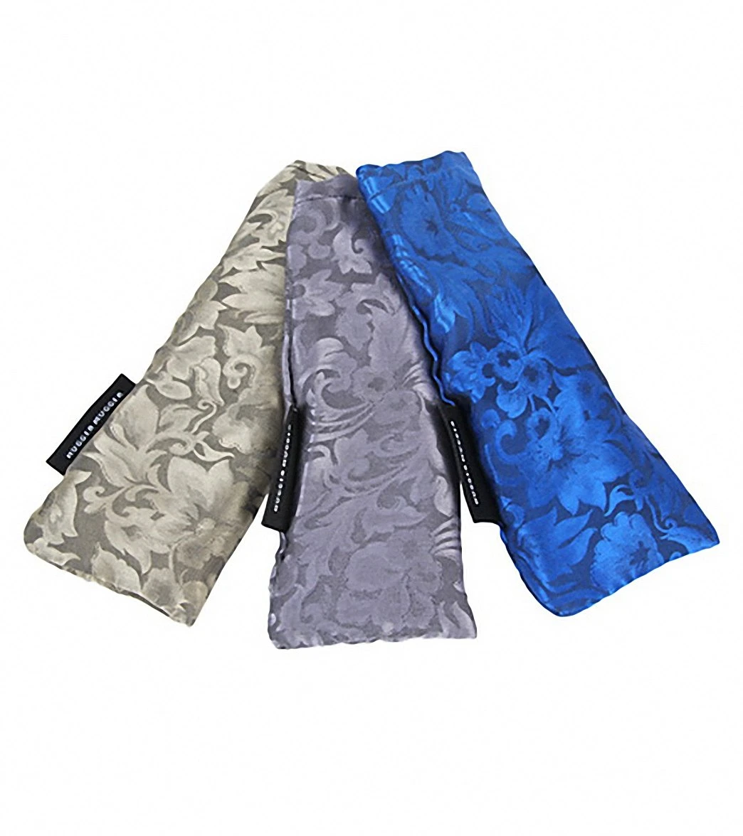 Hugger Mugger Piccolo Silk Yoga Eye Pillow - Flax - Image 2