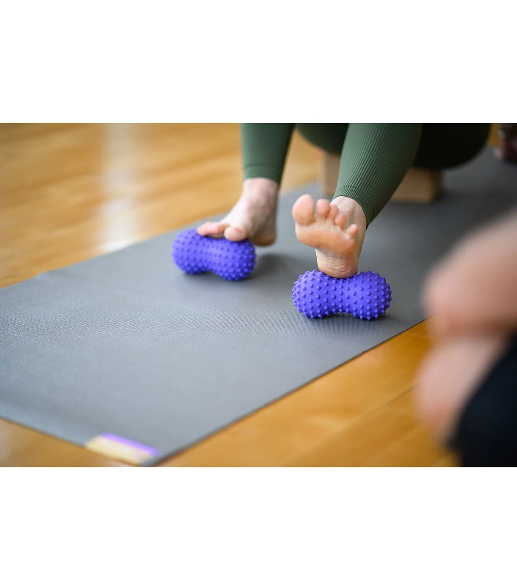 Hugger Mugger Massage Peanut Purple - Image 2